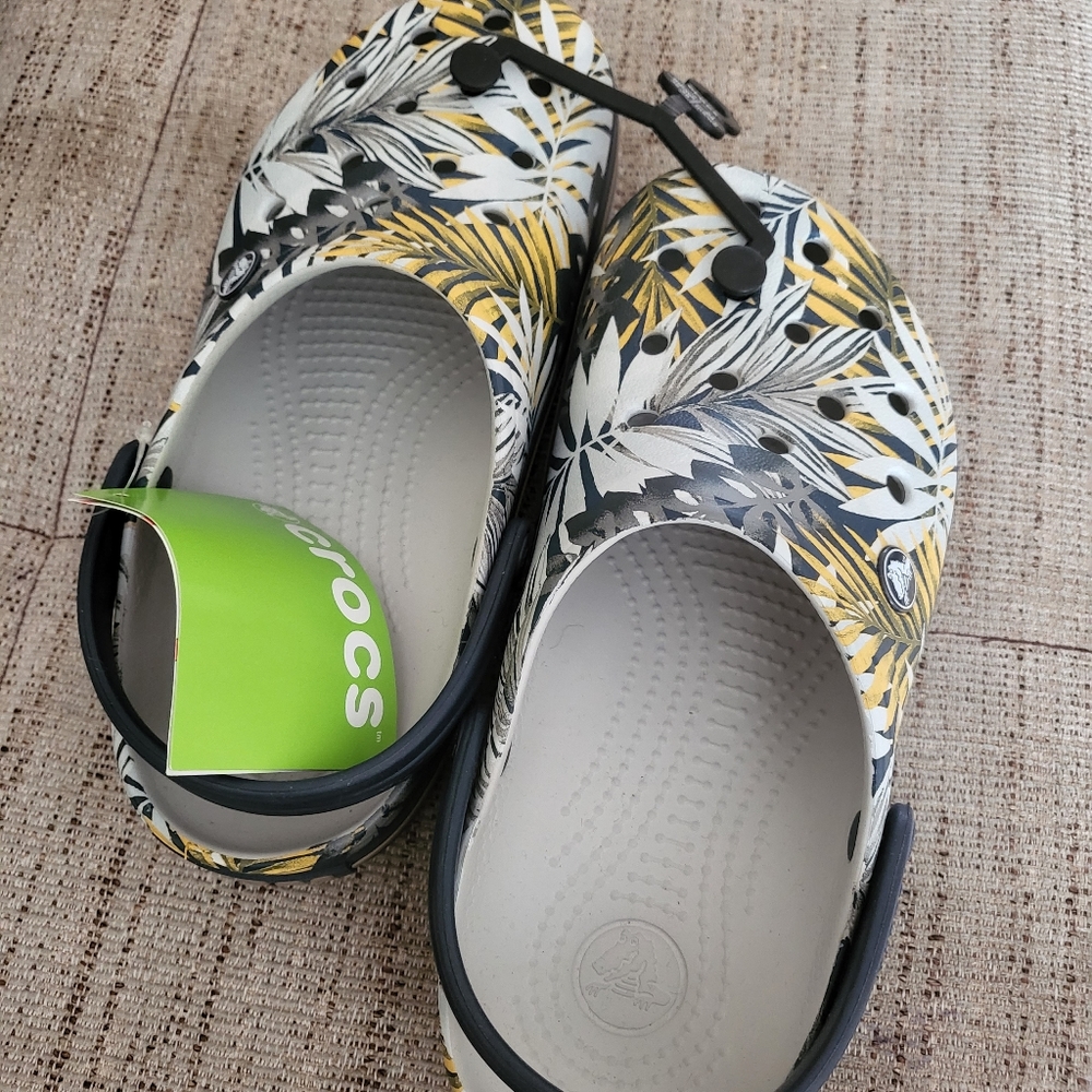 CROCS